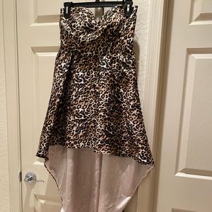 Strapless leopard print silk dress